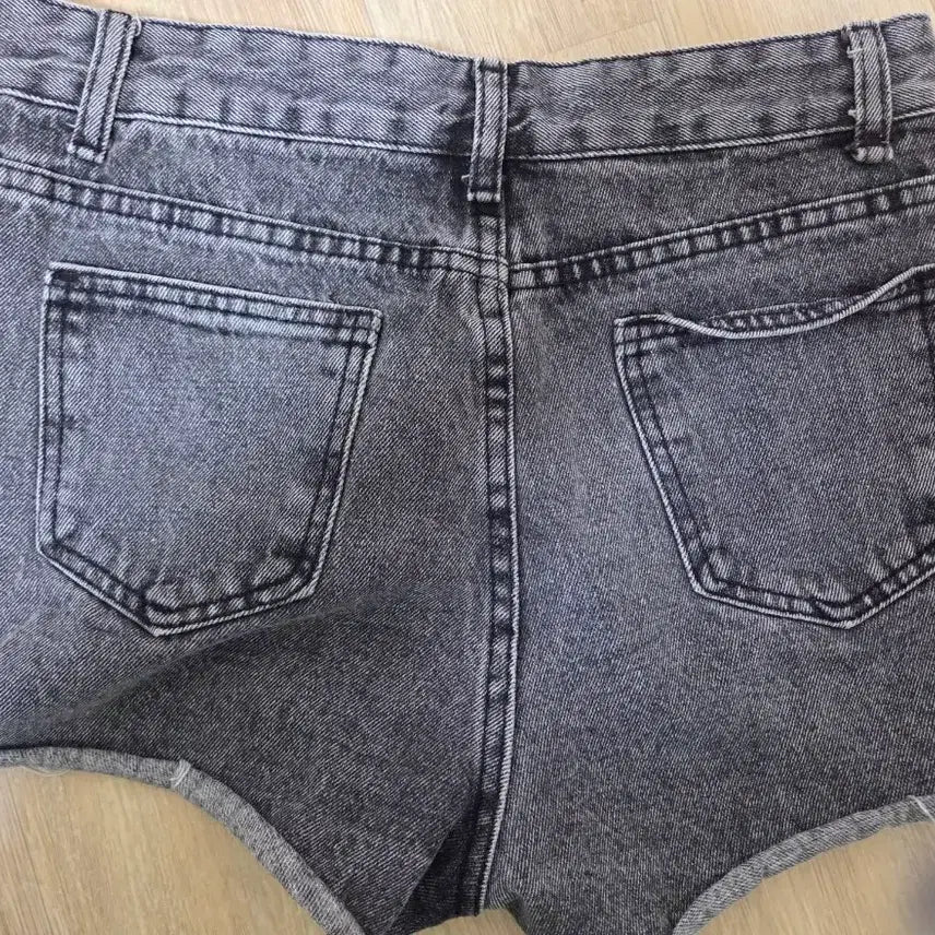 [BUNJANG] Black Denim Damage Shorts / 흑청 데미지 숏팬츠