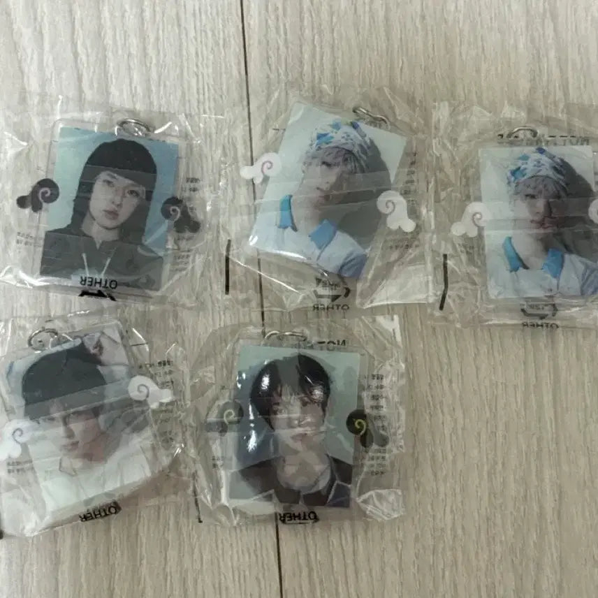 [BUNJANG] SEVEN ELEVEN Melon Pop Keyring / 세븐일레븐 멜론팝 키링