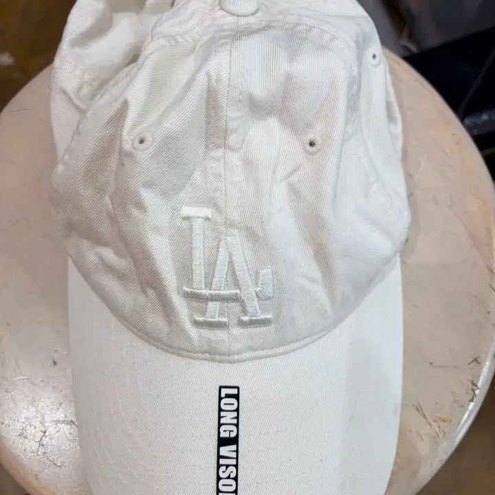 [BUNJANG] LA Long Visor Ball Cap White / LA 롱바이저 볼캡 화이트
