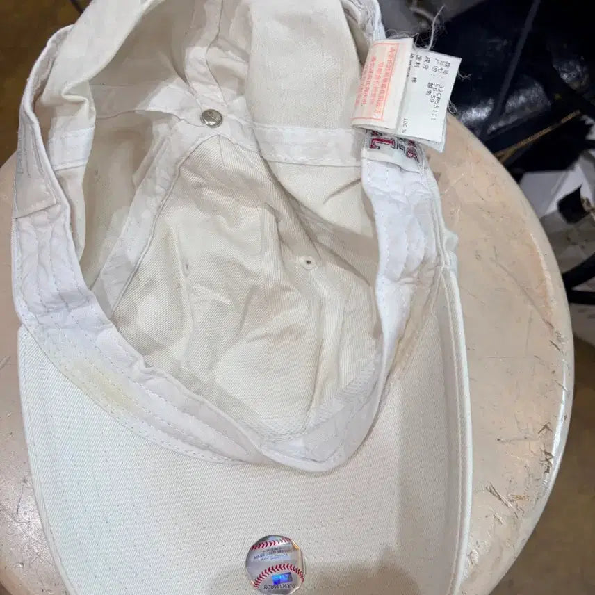 [BUNJANG] LA Long Visor Ball Cap White / LA 롱바이저 볼캡 화이트