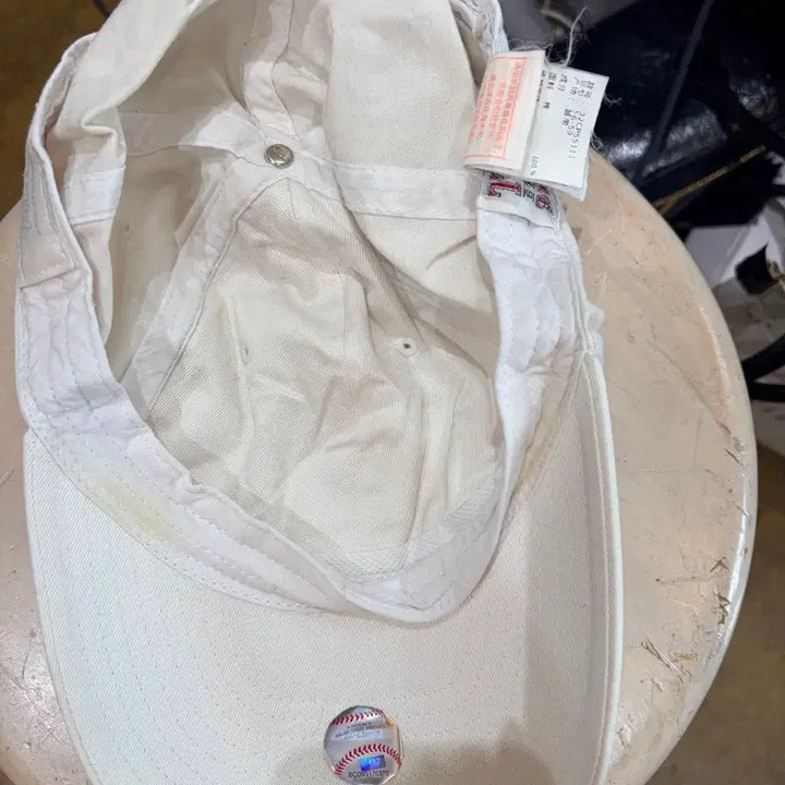 [BUNJANG] LA Long Visor Ball Cap White / LA 롱바이저 볼캡 화이트
