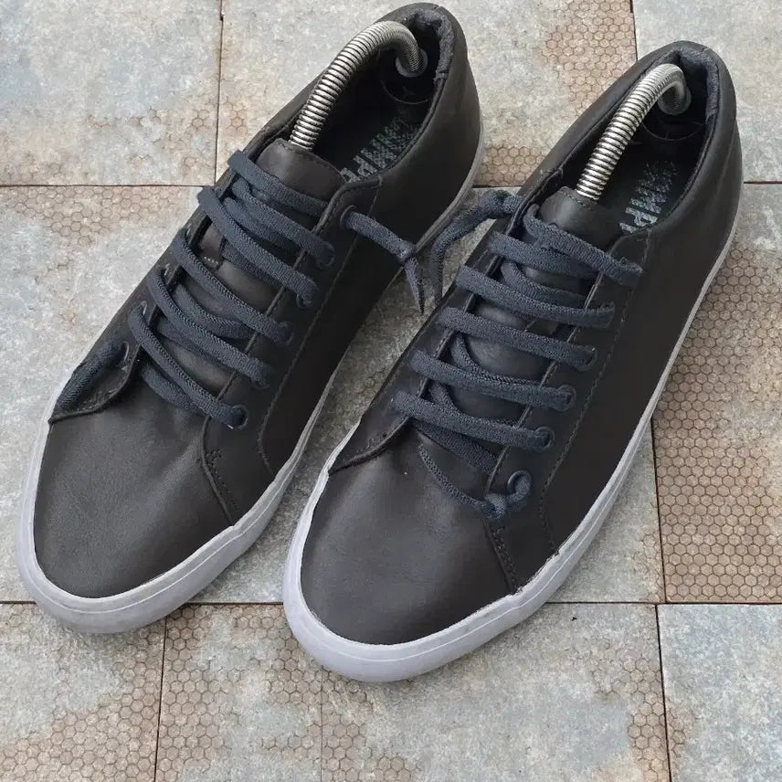[BUNJANG] Camper Dark Grey Leather Sneakers (Size 275) / (275)캠퍼 다크 그레이 레더 스니커즈