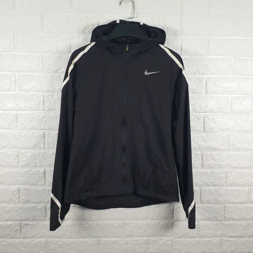 [BUNJANG] Nike Lightweight Windbreaker Women&