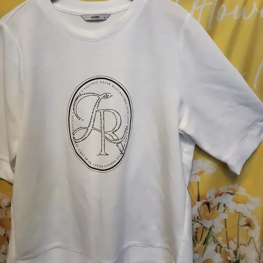 [BUNJANG] Zishen White Printing Short Sleeve T-Shirt / zishen 흰색 프린팅 반팔 티셔츠95