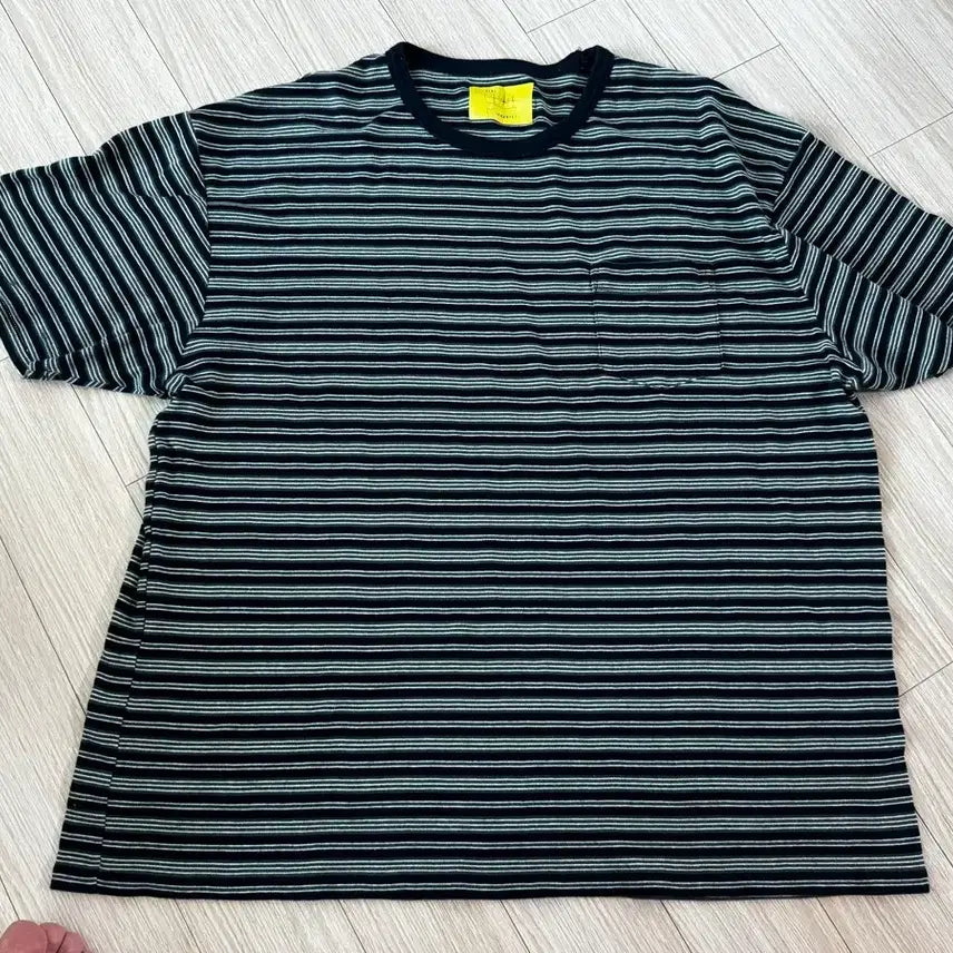 [BUNJANG] Cakiss Stripe Short Sleeve T-Shirt - L / 카키스 스트라이프 반팔 티셔츠 L