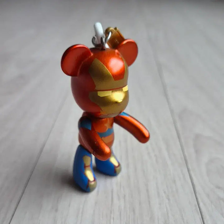 [SOLD OUT] 상품 상세POPOBE 포포베 아이언맨 베어브릭 키링과 곰돌이 키링