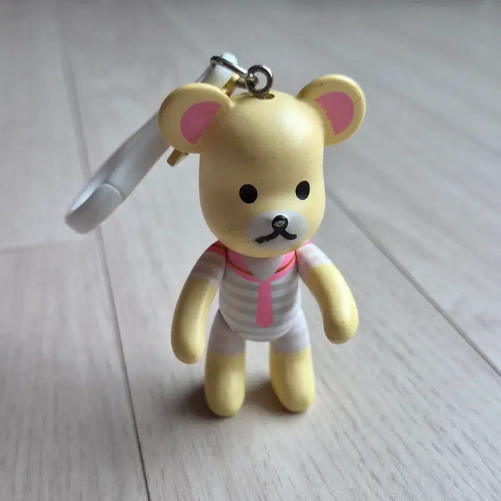 [SOLD OUT] 상품 상세POPOBE 포포베 아이언맨 베어브릭 키링과 곰돌이 키링