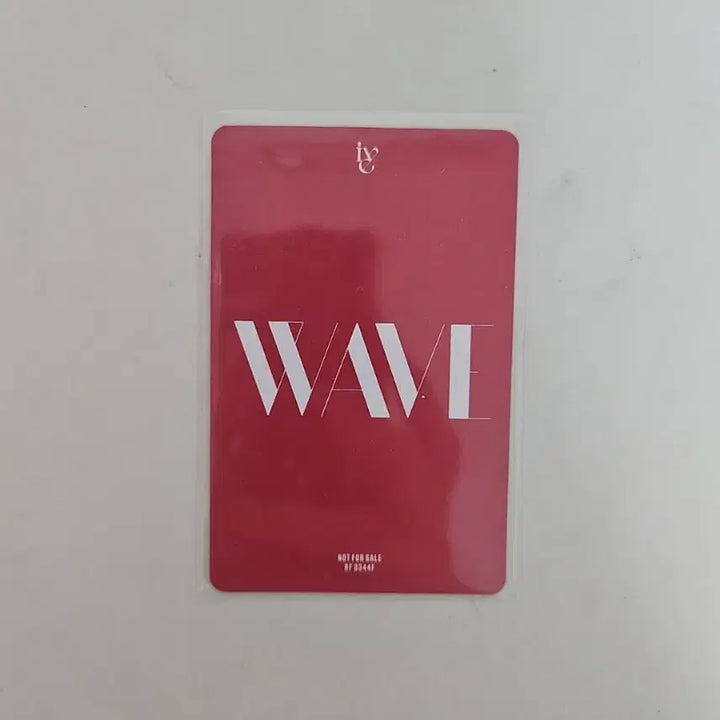 [BUNJANG] IVE Leeseo Wave Photocard / 아이브 이서 웨이브 포카