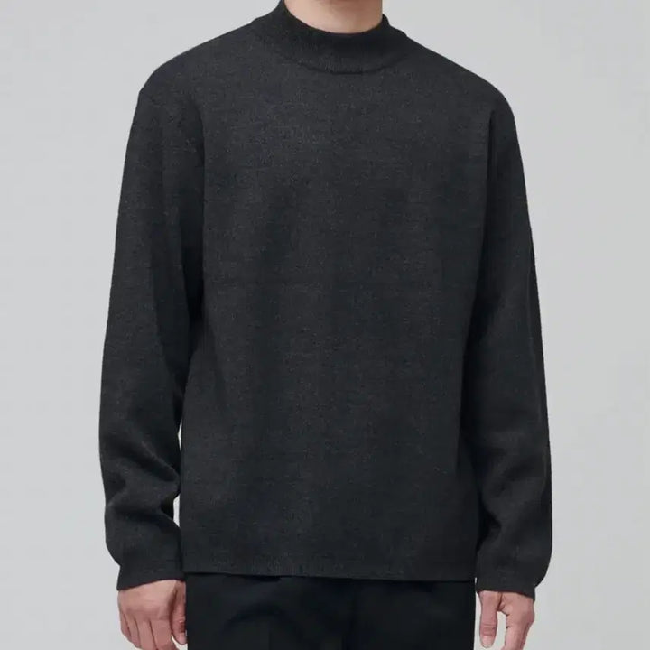 [BUNJANG] Uniqlo Mock Neck Long Sleeve Knit Charcoal Gray (S) / 무탠다드 목폴라 긴팔 니트 차콜그레이(S)