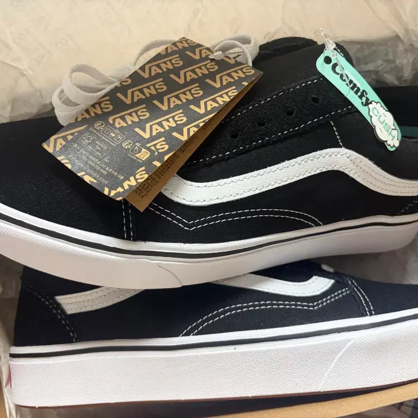 [BUNJANG] Vans ComfyCush Sneakers Size 270 / 반스 컴피쿠시 (새상품) 270