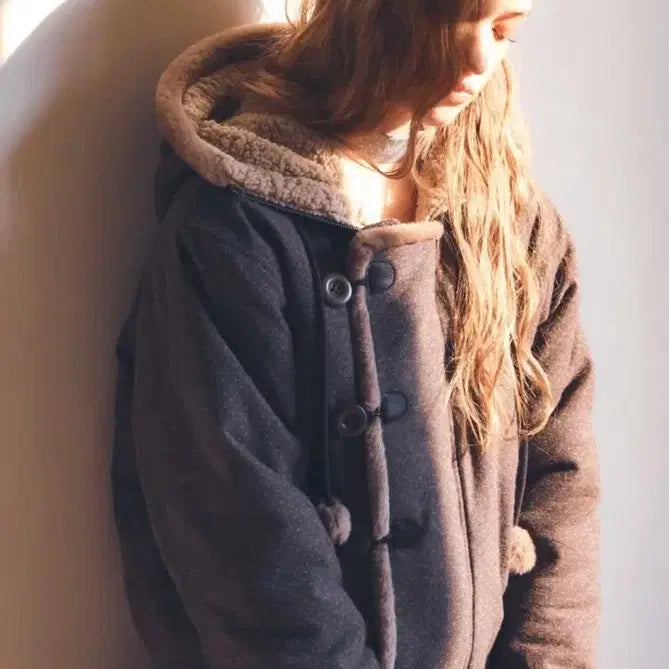 [BUNJANG] Bad Blue Cozy Pom Pom Jumper / 배드블루 코지 폼폼 점퍼 새상품