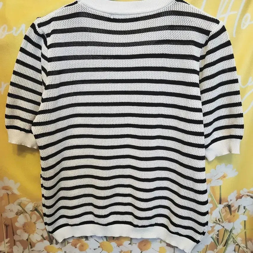 [BUNJANG] KARRA Striped Short-Sleeve Knit T-Shirt / KARRA 스트라이프 반팔 니트 티셔츠F