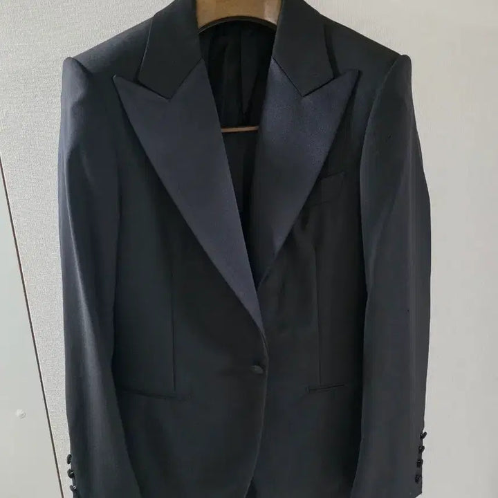 [BUNJANG] Soverign Tom Ford Style Tuxedo Set Black / 소버린 톰포드st 블랙 턱시도 셋업 수트