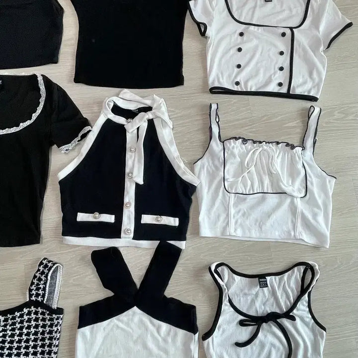 [BUNJANG] Halterneck Sleeveless Top / 민소매 홀터넥 나시 bj의상 방송복