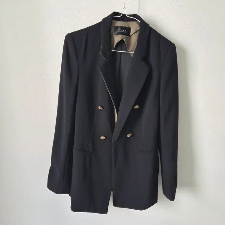 [BUNJANG] TIME Double-Button Black Jacket / TIME 블랙 더블 버튼 자켓