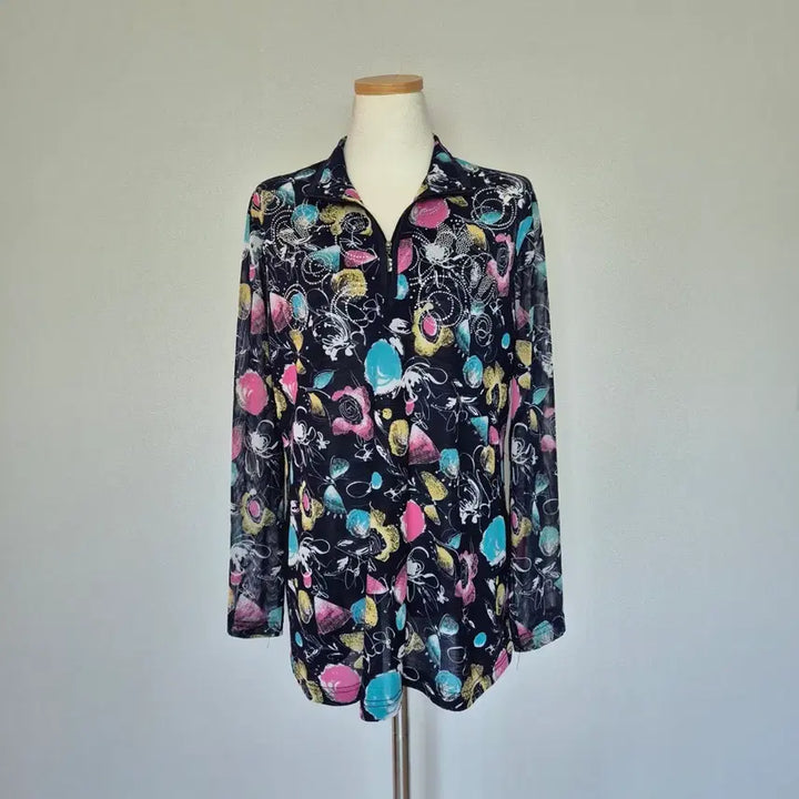 [BUNJANG] Rhinestone Pattern Mesh Blouse / 큐빅 패턴 망사 블라우스
