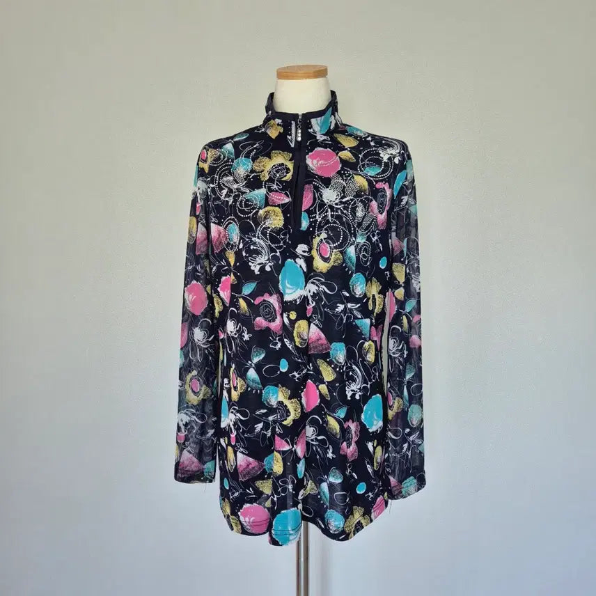 [BUNJANG] Rhinestone Pattern Mesh Blouse / 큐빅 패턴 망사 블라우스