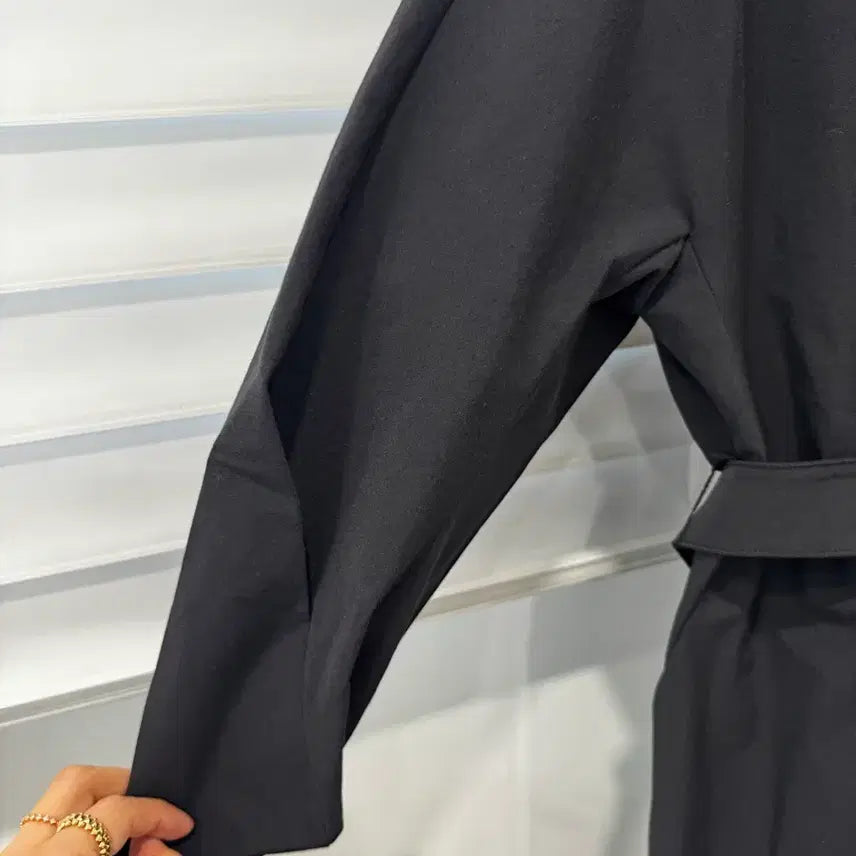 [BUNJANG] EN AVANCE Black Minimalist Slim Fit Dress / 한섬 EN AVANCE 블랙 미니멀 원피스 슬림핏