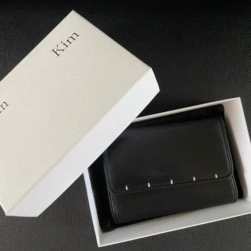 [BUNJANG] Matin Kim Paris Mid Size Wallet / Matin Kim (마뗑킴) 파리 미드 사이즈 월렛 반지갑