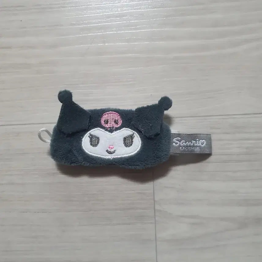 [BUNJANG] Sanrio Kuromi Eye Mask Mini Keychain Doll / 산리오 25 쿠로미 미니 안대 키링 인형