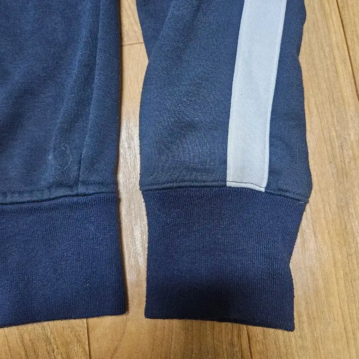 [BUNJANG] Abercrombie &amp; Fitch Zip-Up Jacket / 아베크롬비 집업