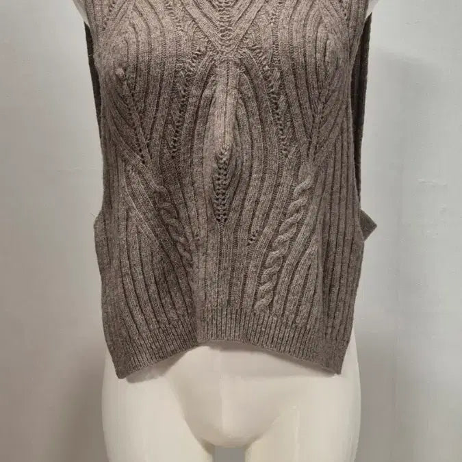 [BUNJANG] Cable Knit Vest Brown Free Size / 케이블 니트 베스트 조끼 브라운 프리 상20