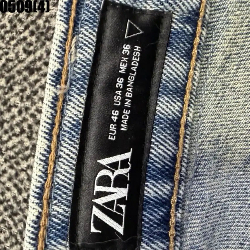 [BUNJANG] Zara Washed Denim Shorts EUR 46 / 자라 워싱 데님 반바지 숏팬츠 EUR 46 | 0509
