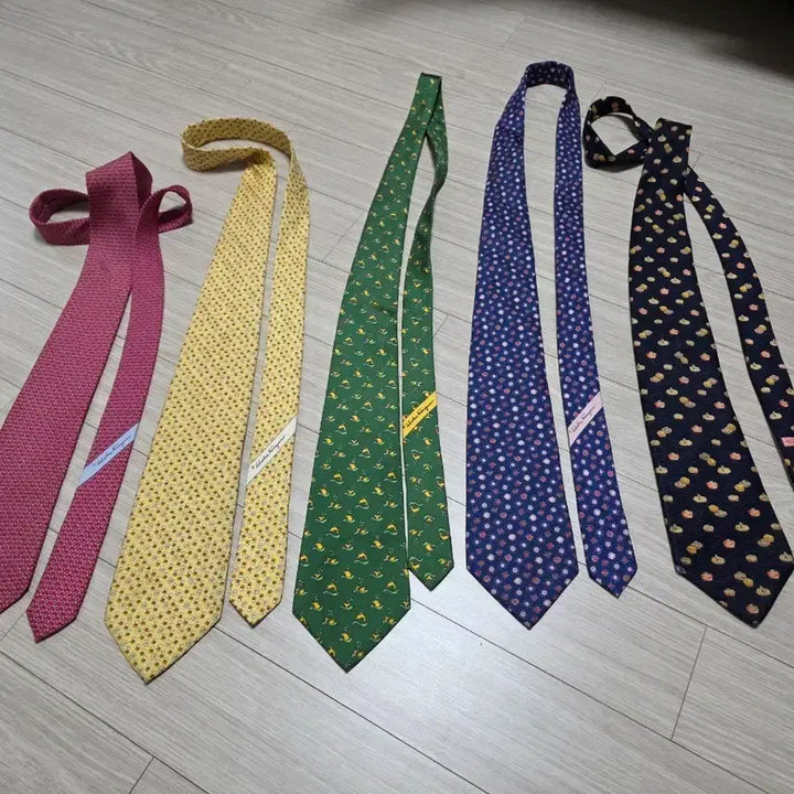 [BUNJANG] Ferragamo &amp; Bulgari Silk Necktie Set (5-Piece) / 페라가모, 불가리 실크 넥타이 5종