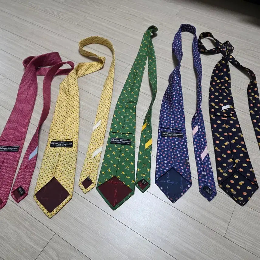 [BUNJANG] Ferragamo &amp; Bulgari Silk Necktie Set (5-Piece) / 페라가모, 불가리 실크 넥타이 5종