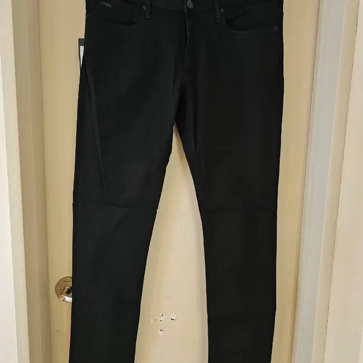 [BUNJANG] Emporio Armani Slim Fit Black Denim Pants / [정품] 엠포리오 아르마니 슬림핏 블랙 데님 팬츠