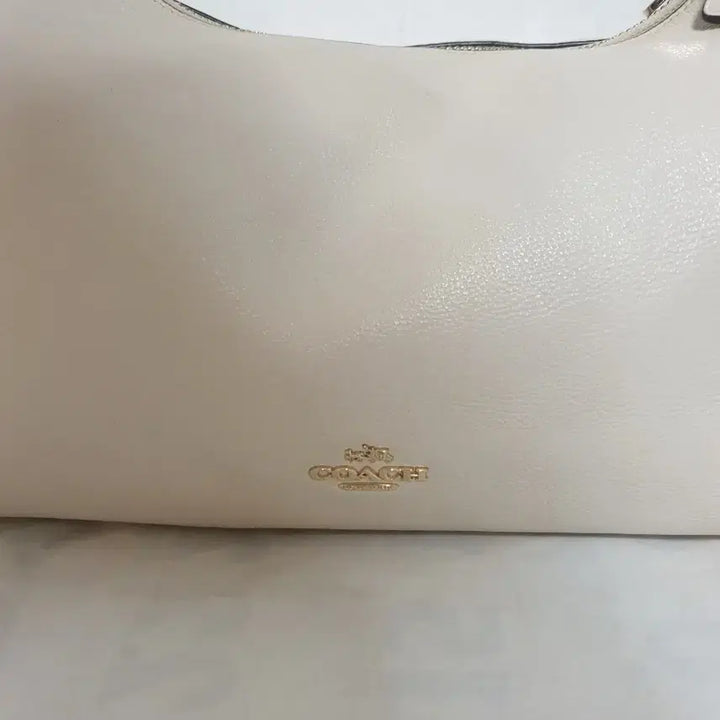 [BUNJANG] Coach Leather Shoulder Bag Ivory / 코치 레더 아이보리 숄더백