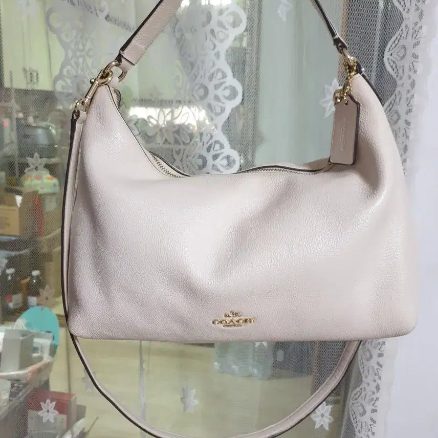 [BUNJANG] Coach Leather Shoulder Bag Ivory / 코치 레더 아이보리 숄더백