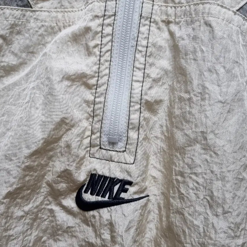 [BUNJANG] Nike Woven Anorak Beige/Black Nylon M / [m/95] 나이키 우븐 아노락