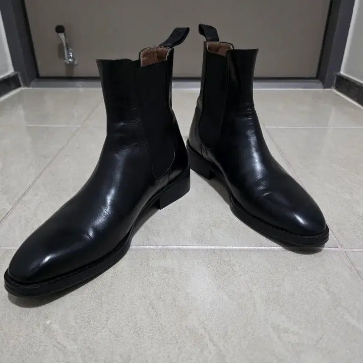 [BUNJANG] Thomas Club Saint Laurent Style Black Leather Chelsea Boots / 토마스클럽 생로랑st 블랙 레더 첼시 부츠