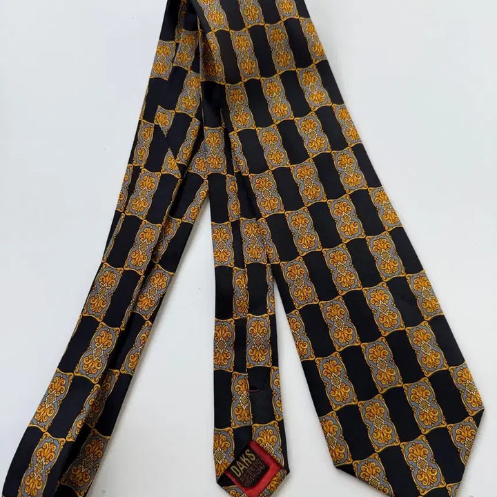 [BUNJANG] Daks Silk Necktie 9.5cm / 닥스(Daks) 실크 넥타이 9.5cm
