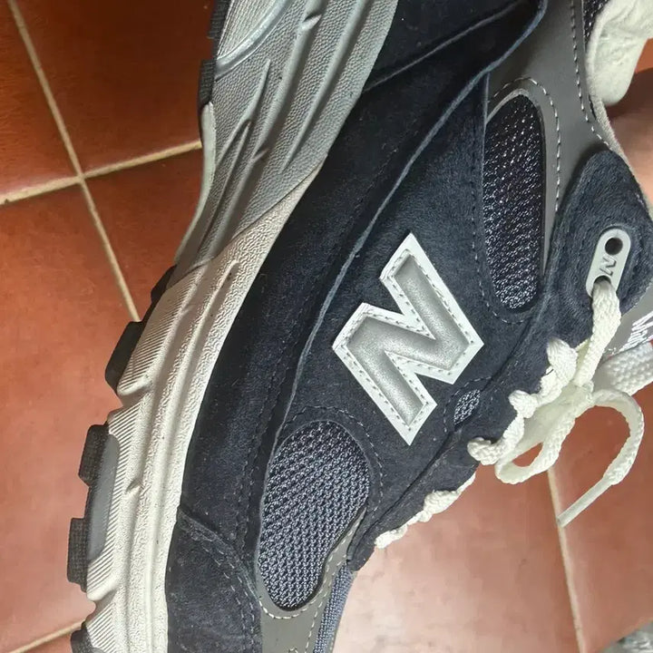 [BUNJANG] New Balance 993 Made in USA Navy D Standard Sneakers / 뉴발란스 993 메이드 인 USA 네이비 - D 스탠다드