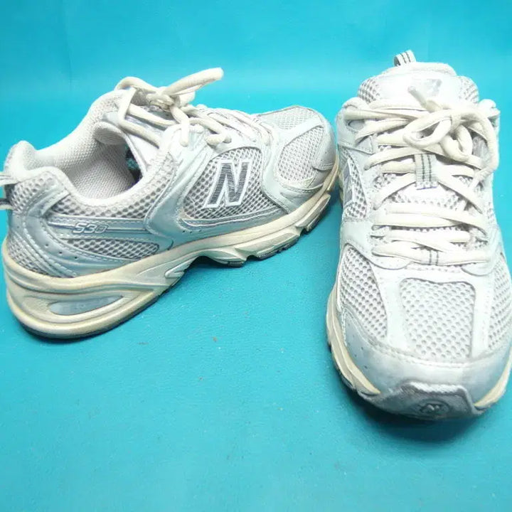 [SOLD OUT] 220/r1-585/뉴발란스 530 스니커즈 운동화/구제특별시