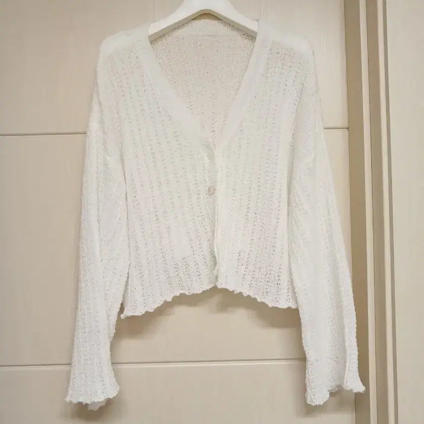 [SOLD OUT] 새옷) 통기성 좋아 봄여름에 입기좋은 가디건