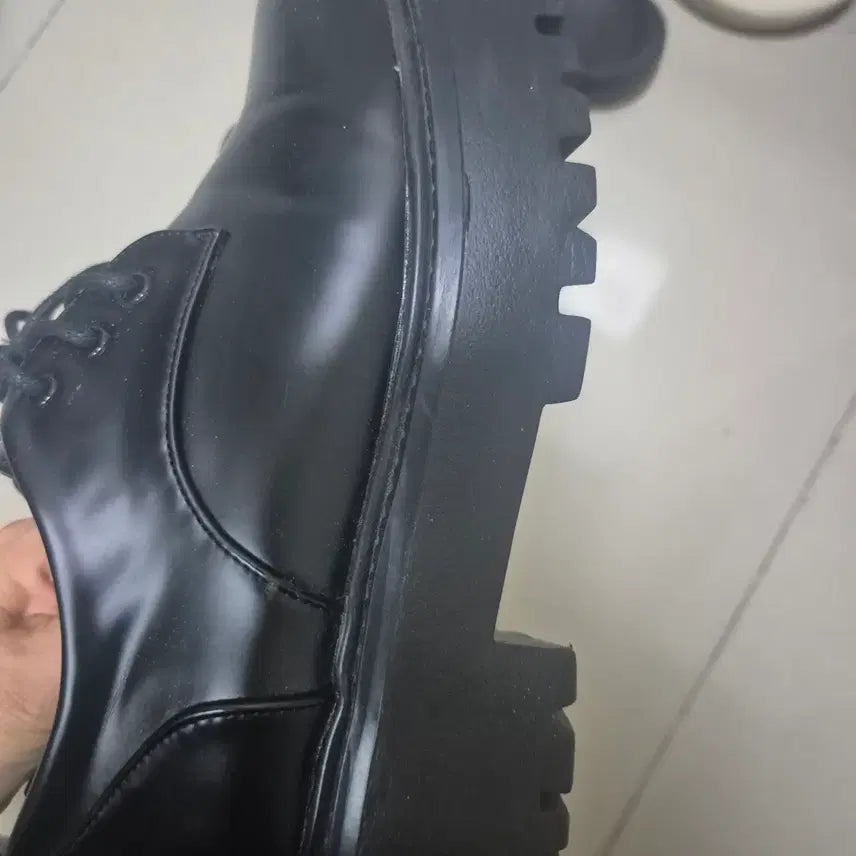 [BUNJANG] SAPPUN Black Platform Derby Shoes / 사뿐 블랙 통굽 더비슈즈