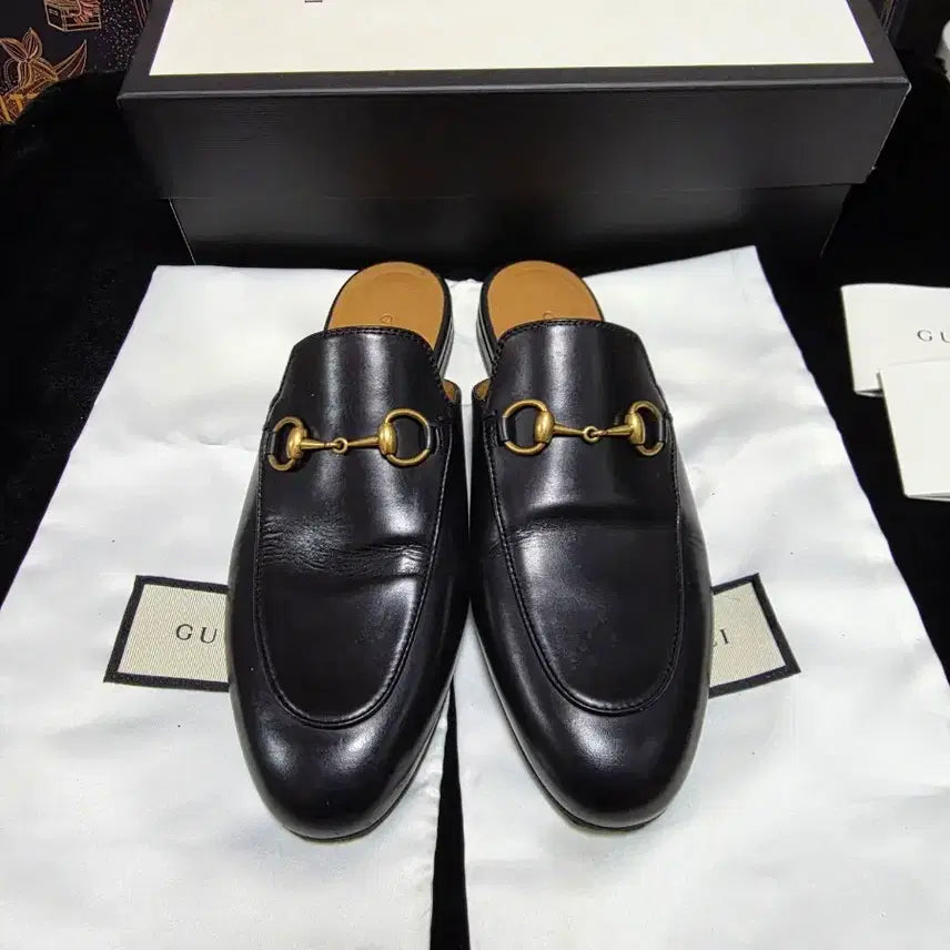 [BUNJANG] Gucci Horsebit Loafers / [36사이즈][230] 구찌 홀스빗 블로퍼 구찌신발