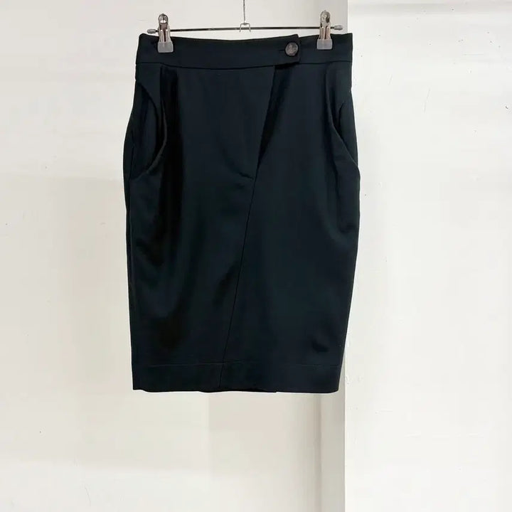 [BUNJANG] Vivienne Westwood Anglomania Khaki Wool Unbalanced Wrap Skirt / 비비안 웨스트우드 앵글로매니아 카키 울 언밸런스 랩 스커트