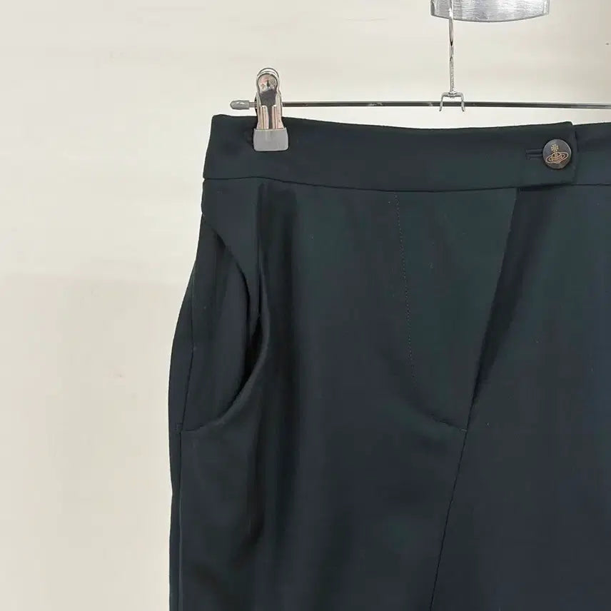 [BUNJANG] Vivienne Westwood Anglomania Khaki Wool Unbalanced Wrap Skirt / 비비안 웨스트우드 앵글로매니아 카키 울 언밸런스 랩 스커트