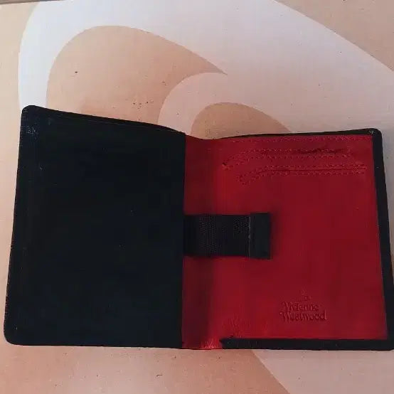 [BUNJANG] Vivienne Westwood Black &amp; Red Small Wallet / 비비안 웨스트우드 블랙 앤 레드 스몰 반지갑