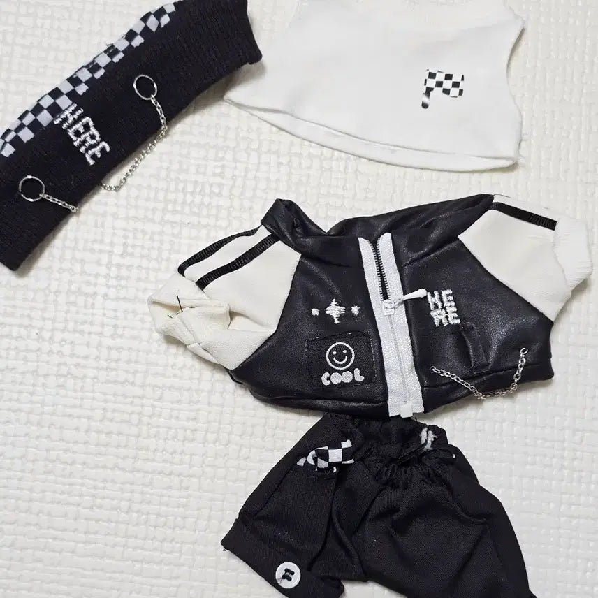 [BUNJANG] 20cm Doll Clothes Black Leather Racing Set / 20cm 인형옷 블랙 가죽 레이싱