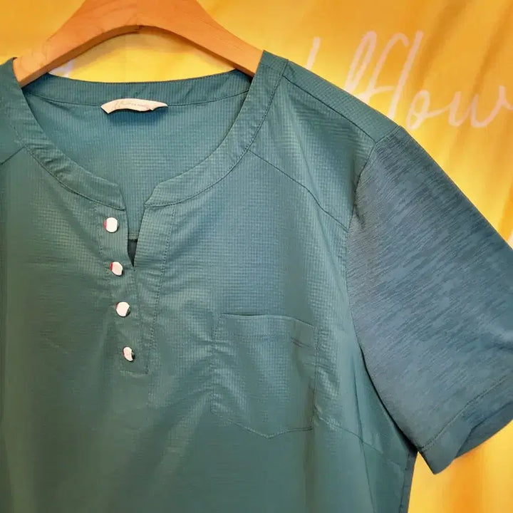 [BUNJANG] Olivia Hasler Green Short Sleeve T-Shirt XL / 올리비아하슬러 그린 반팔 티셔츠88XL