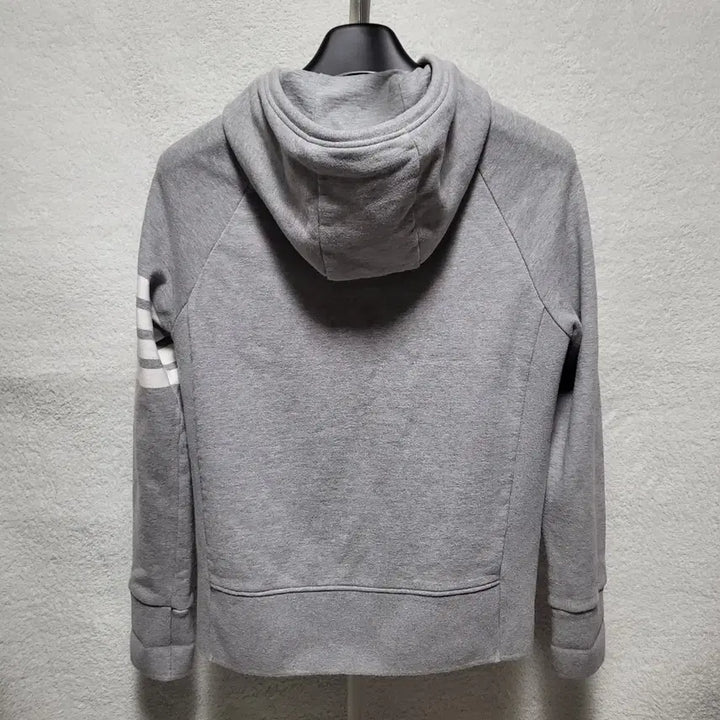 [BUNJANG] Thom Browne Signature Stripe Armband Hoodie Zip-Up / [정품] 2 / 톰브라운 사선완장 후드집업