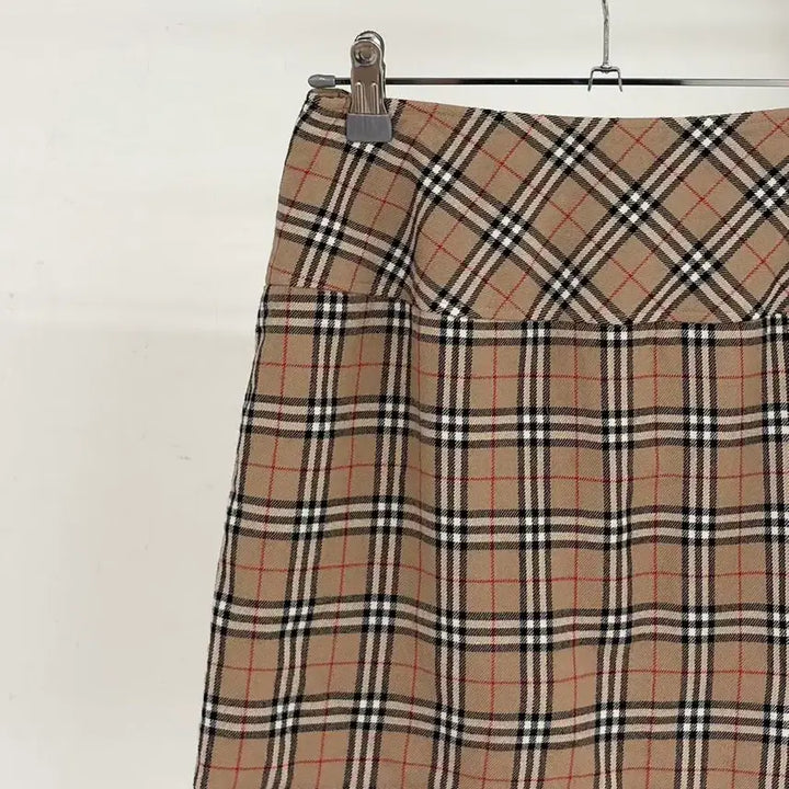 [BUNJANG] Burberry Blue Label Beige Nova Check Wool Mini Skirt / 버버리 블루 라벨 베이지 노바 체크 울 미니 스커트