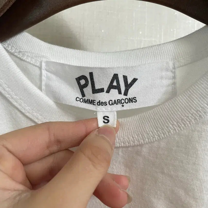 [BUNJANG] Comme des Garçons Big Heart Short Sleeve T-Shirt White / 꼼데가르송 빅 하트 반팔 티셔츠 화이트 S