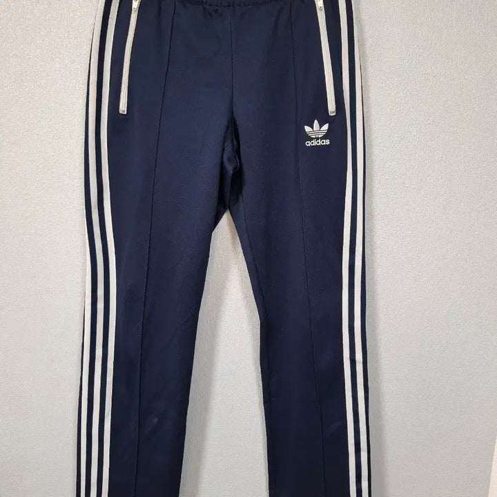 [BUNJANG] Adidas Navy 3-Stripes Training Pants Size 95 / 아디다스 네이비 삼선 트레이닝 바지 95