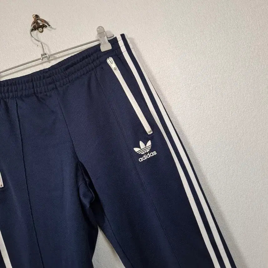 [BUNJANG] Adidas Navy 3-Stripes Training Pants Size 95 / 아디다스 네이비 삼선 트레이닝 바지 95